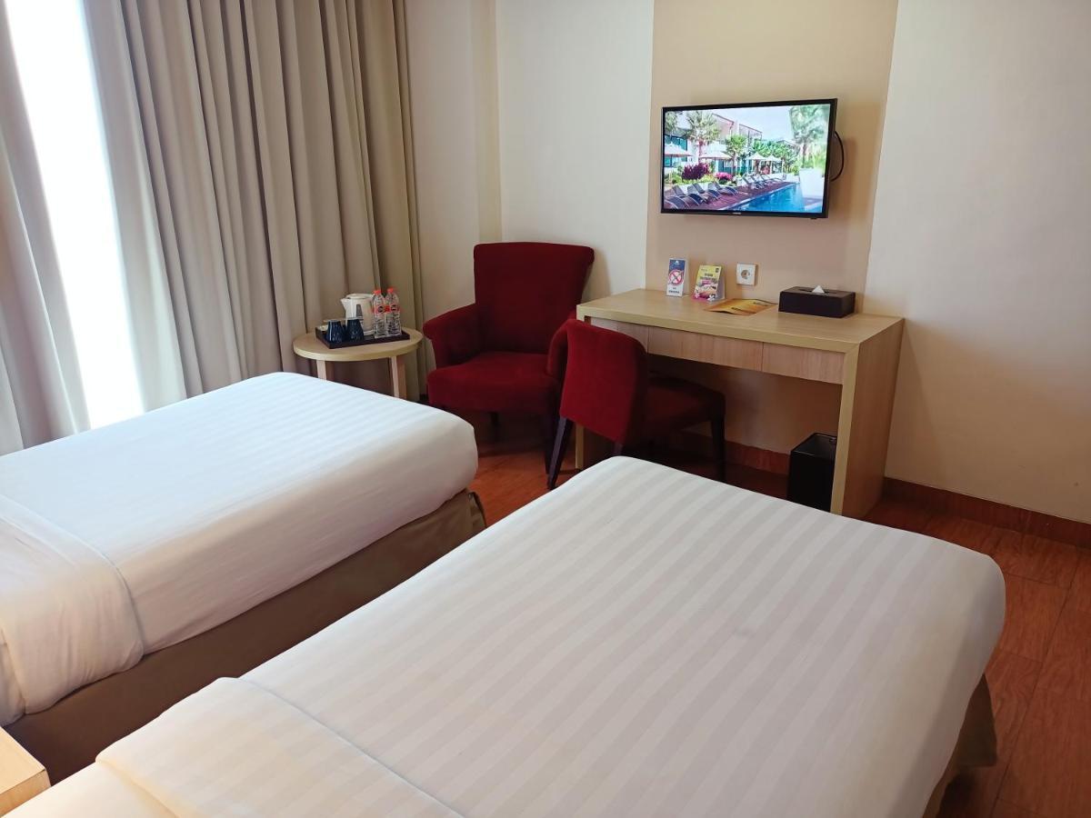 Days Hotel & Suites By Wyndham Jakarta Airport Tangerang Extérieur photo