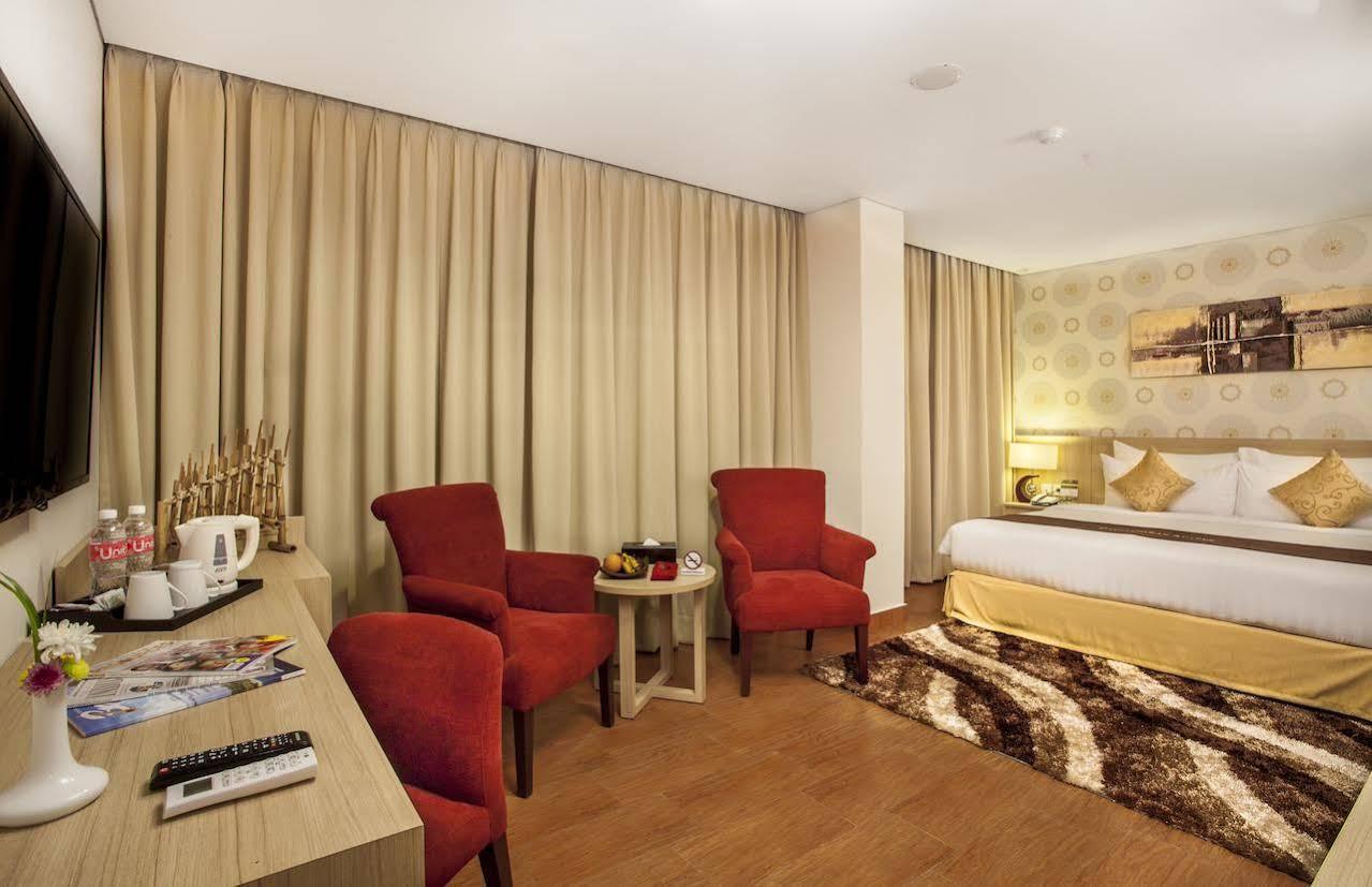 Days Hotel & Suites By Wyndham Jakarta Airport Tangerang Extérieur photo